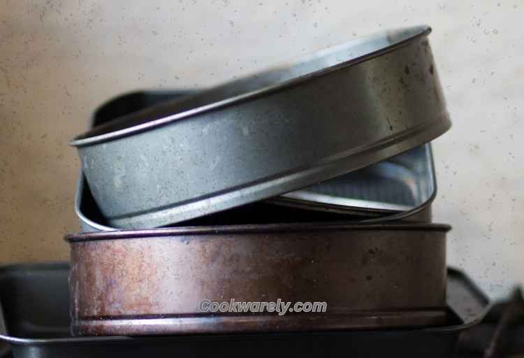 How To Restore A Scruffed Aluminum Pan?