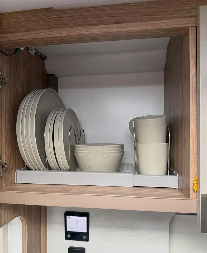 Let a Divided Rack Keep Dishes From Rattling on Travel Days