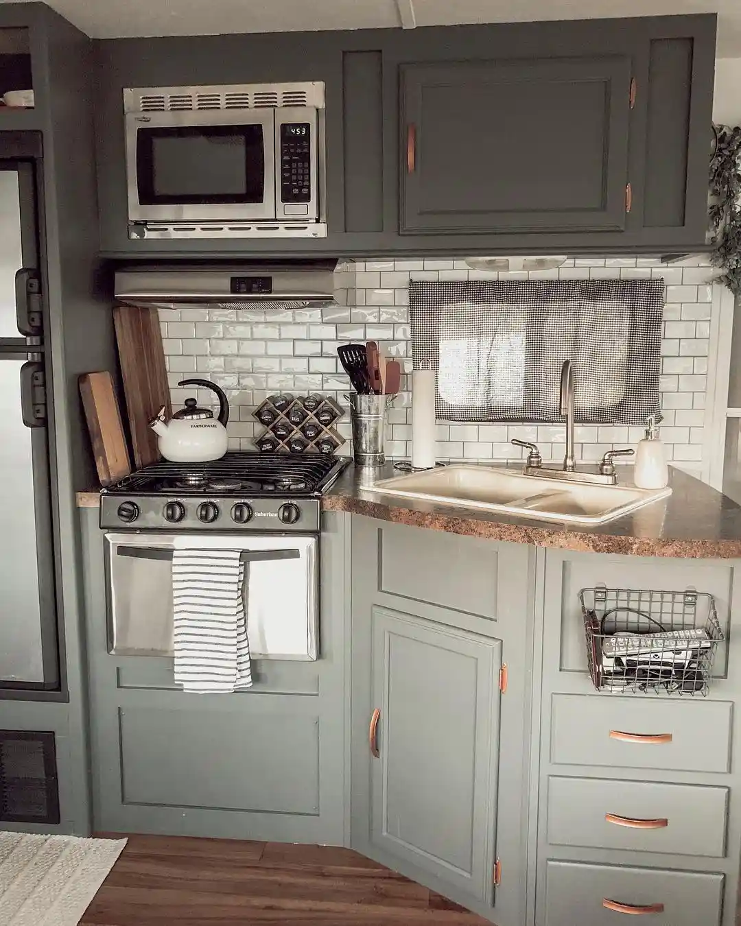 RV counter space