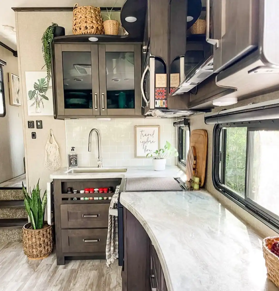 RV countertop